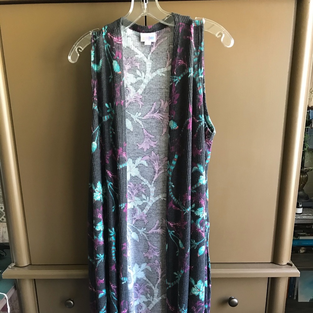 Lula Roe Sleeveless Overlay - Picture 5 of 6